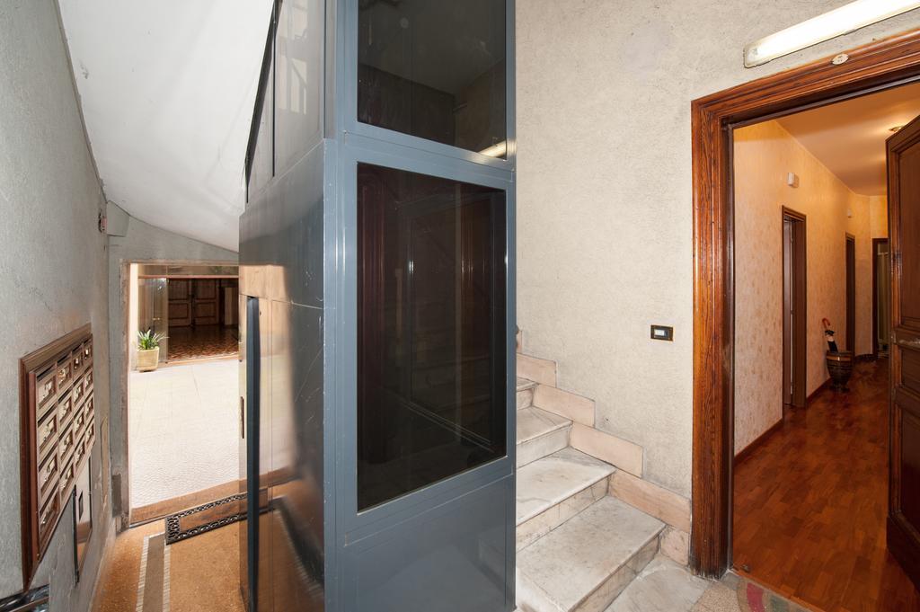 Residenza Laterano Hotel Róma Kültér fotó